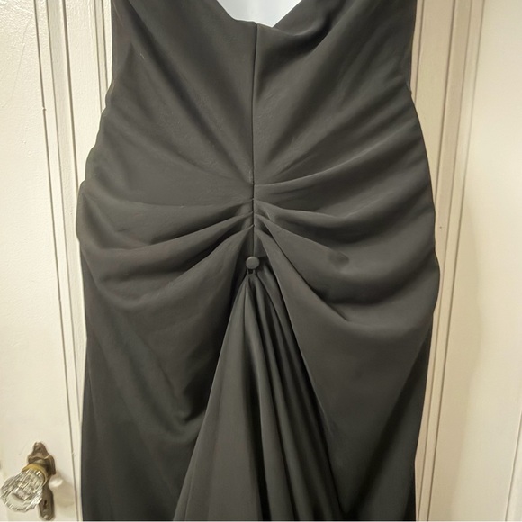 Jovani Elegant Black Halter Maxi Dress size 8 - Picture 6 of 9